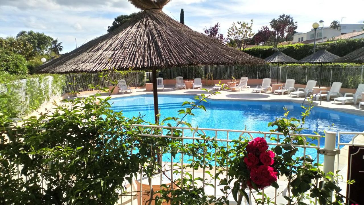 Brit Hotel Confort Helios Agde Εξωτερικό φωτογραφία