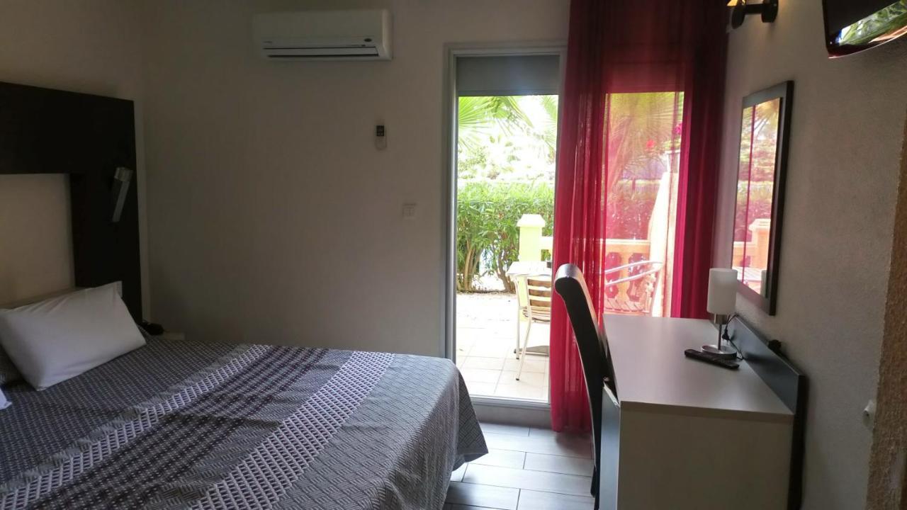 Brit Hotel Confort Helios Agde Εξωτερικό φωτογραφία