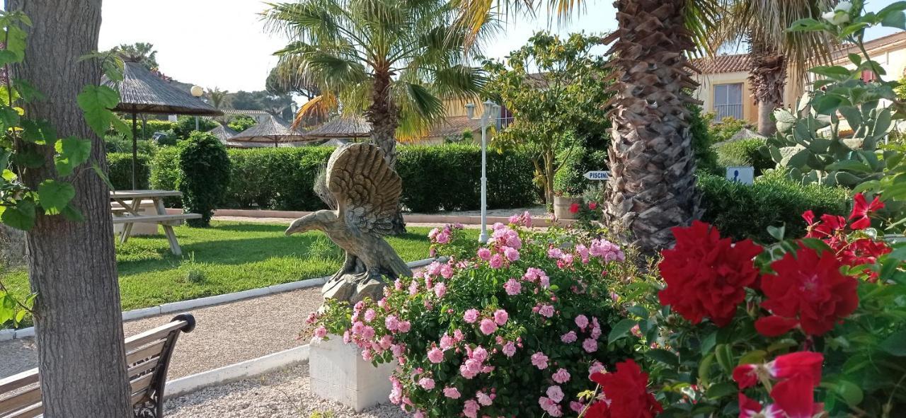 Brit Hotel Confort Helios Agde Εξωτερικό φωτογραφία
